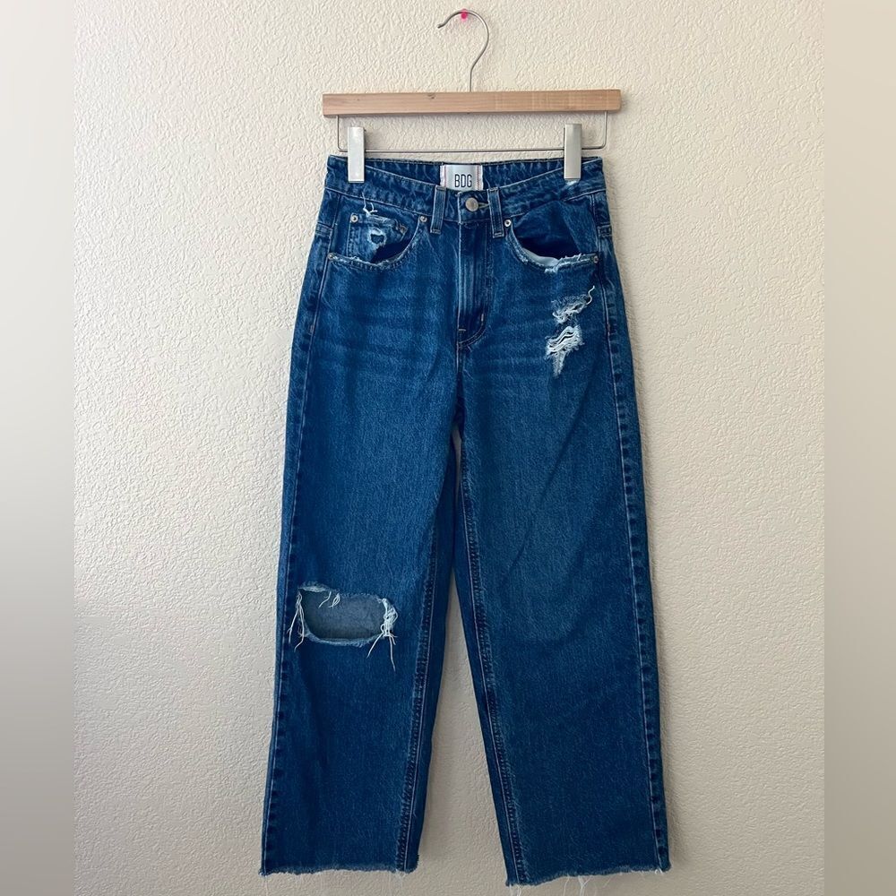 BDG Tapered Baggy Dark Wash Distressed Jeans Size 24